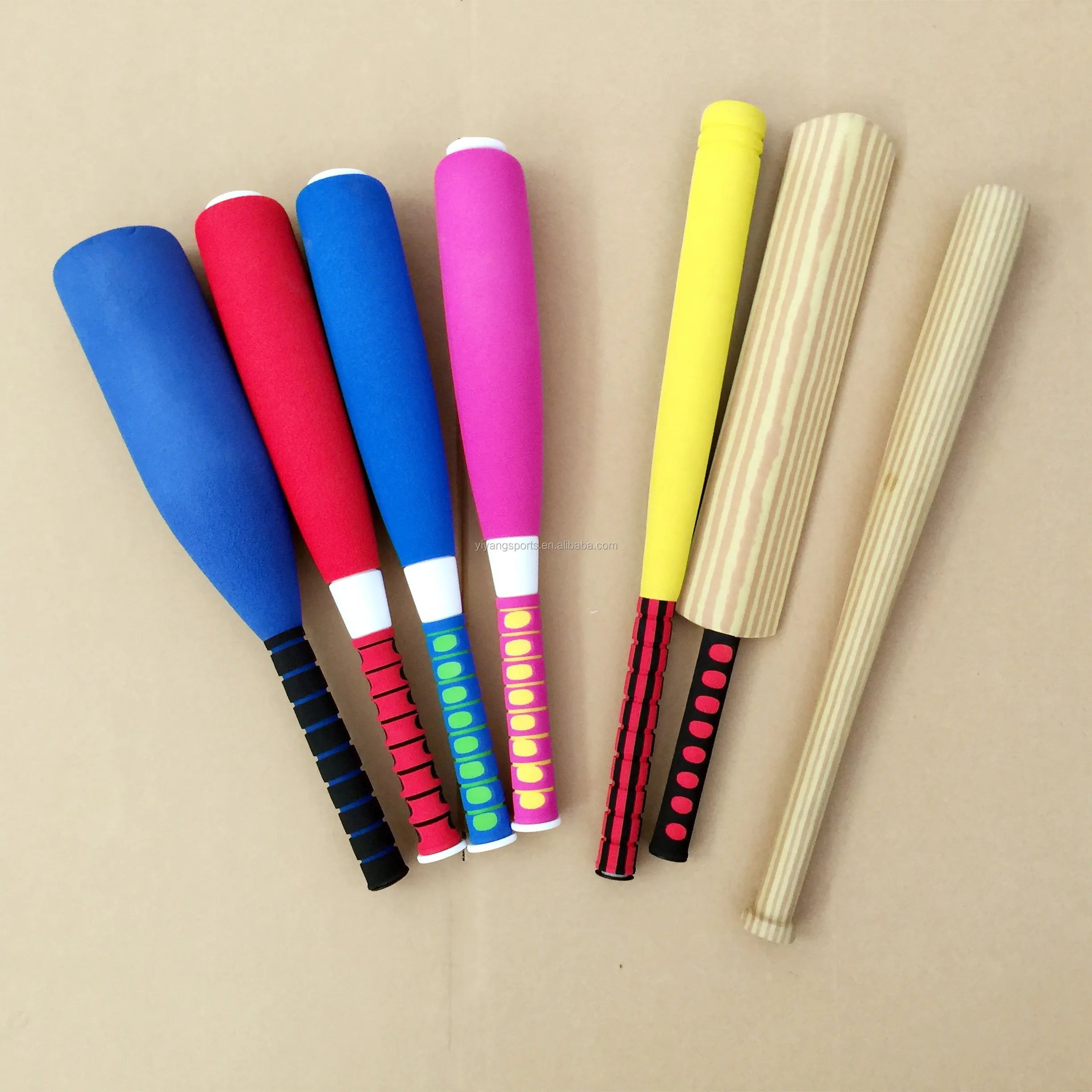 China OEM Toys Factory Customized Size Rubber Foam Spray Color Bat and Ball Baseball Set for Kids Outdoor Play
