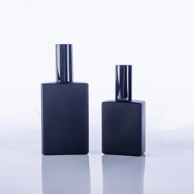 100 ml Portable Flat Shoulder Black Lotion Pump Glass Bottle Packaging for Body Skin