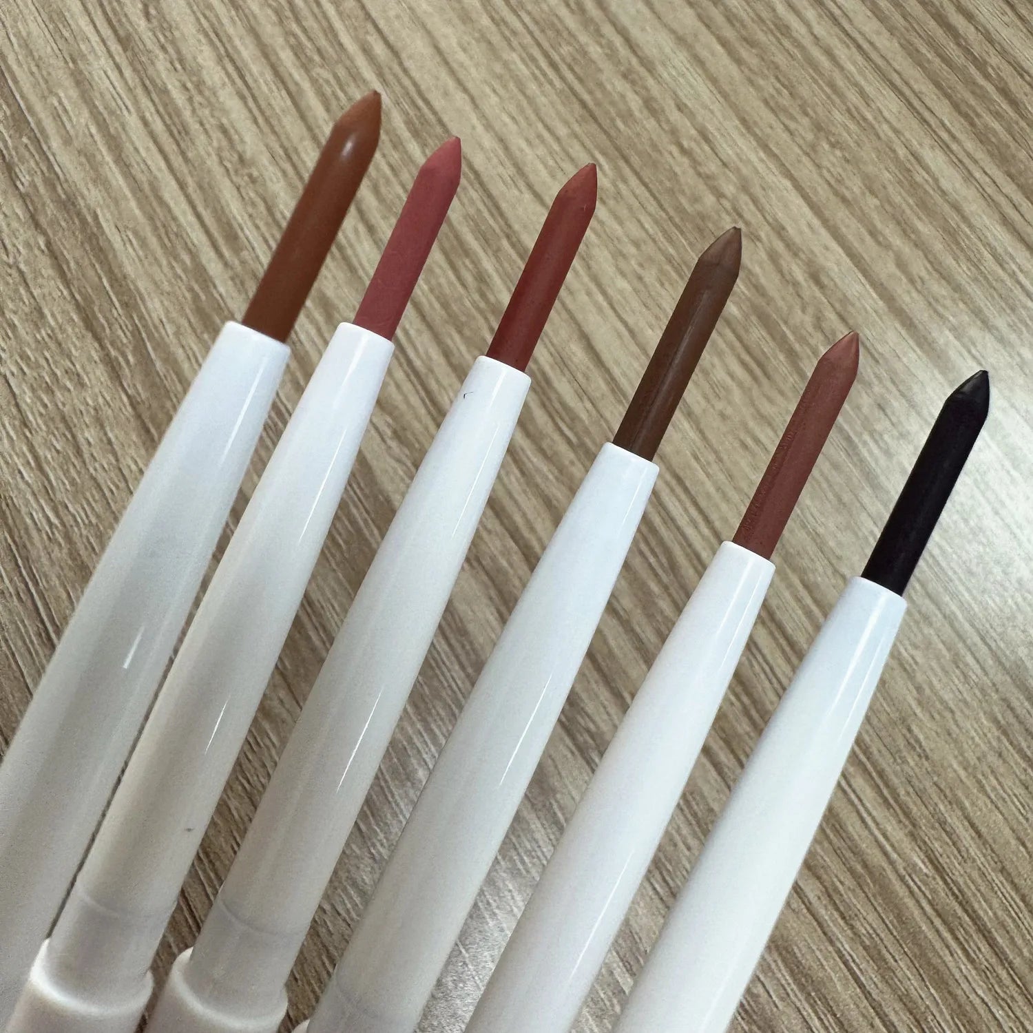 Private Label High Pigment Cosmetics Matte Lipliner Vegan Cruelty Free Waterproof Multifunction Brown Creamy  Lip Liner Pencil