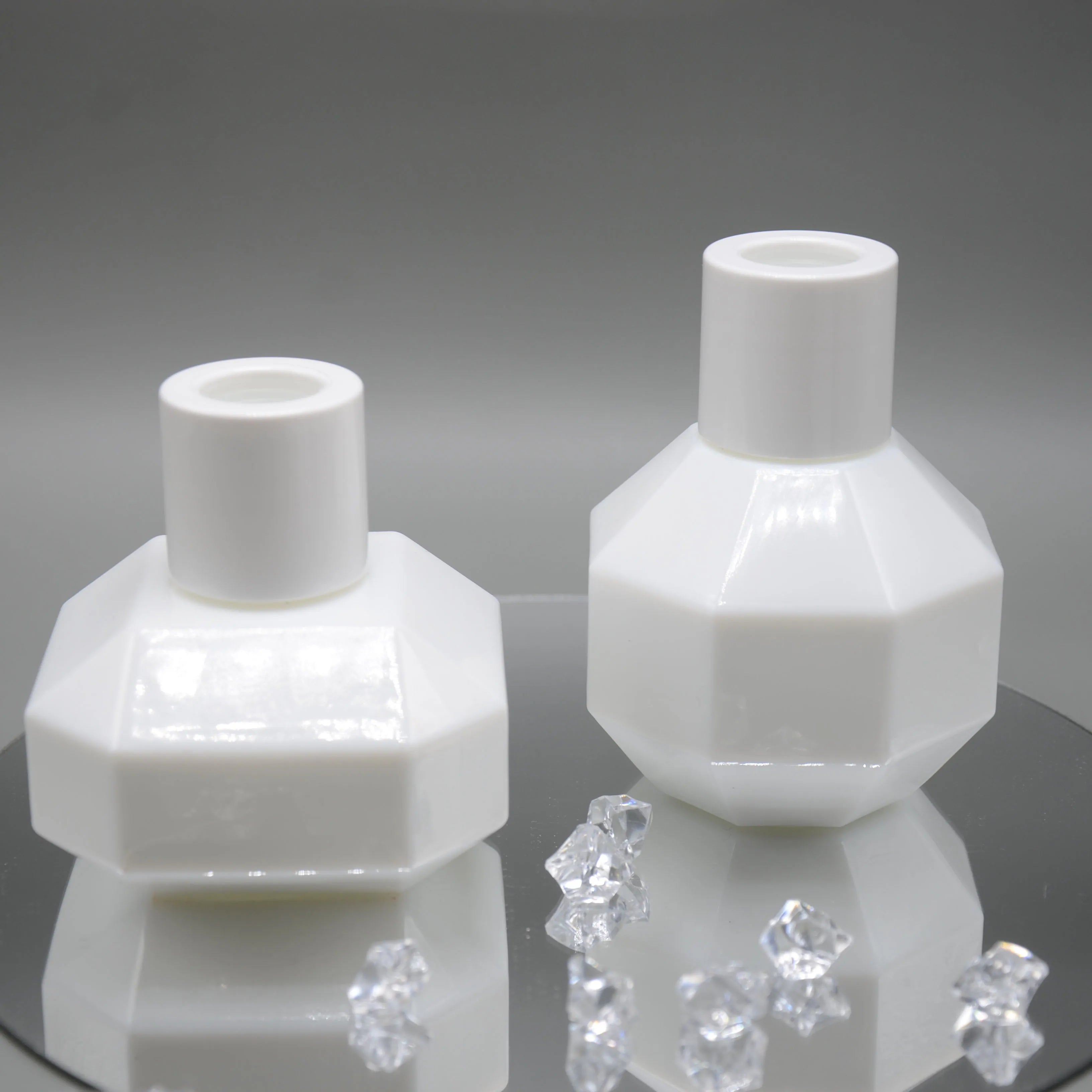 Simple Style High-end Empty 100ml White Porcelain Perfume Reed Diffuser Glass Bottles in Different Shapes