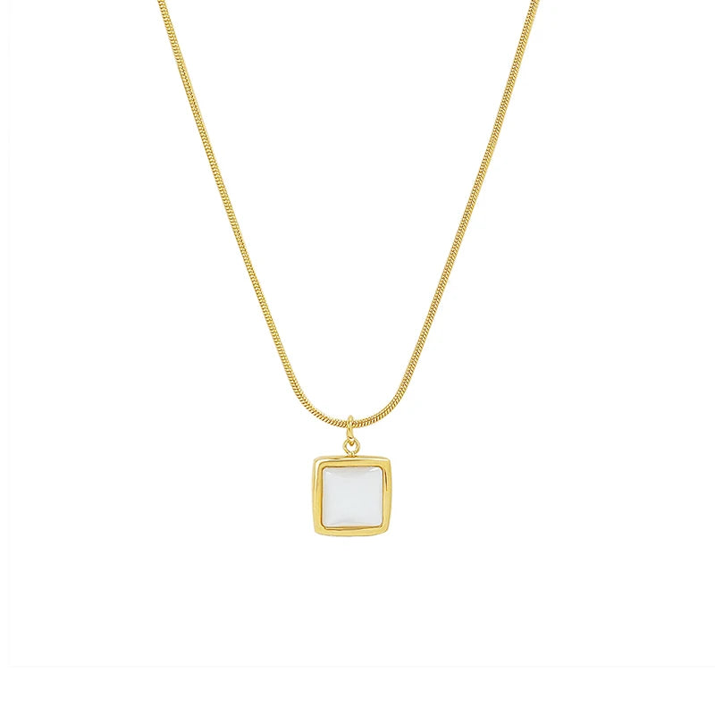 Niche Design Classic Stainless Steel Choker Square White Seashell Pendant Necklace Geometric Pattern French Cold Wind Sweater