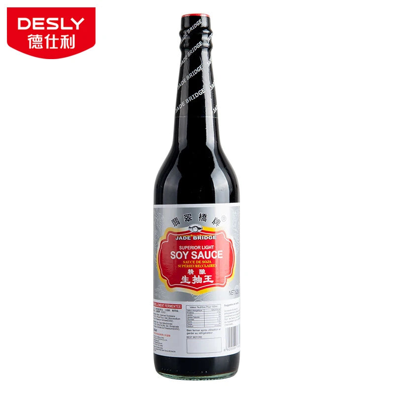 Wholesale Authentic Chinese Seasoning Cooking Food Recipes 625 ml Superior Brewed Light Soy Sauce Jade Bridge Glass Bottle Pure