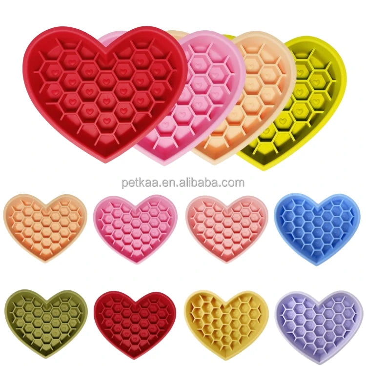 New Product Pet Slow Feeder Heart Shape Pet Enrichment Bowl Dish Food Grade Silicone Slow Feeder Bowl for Dogs