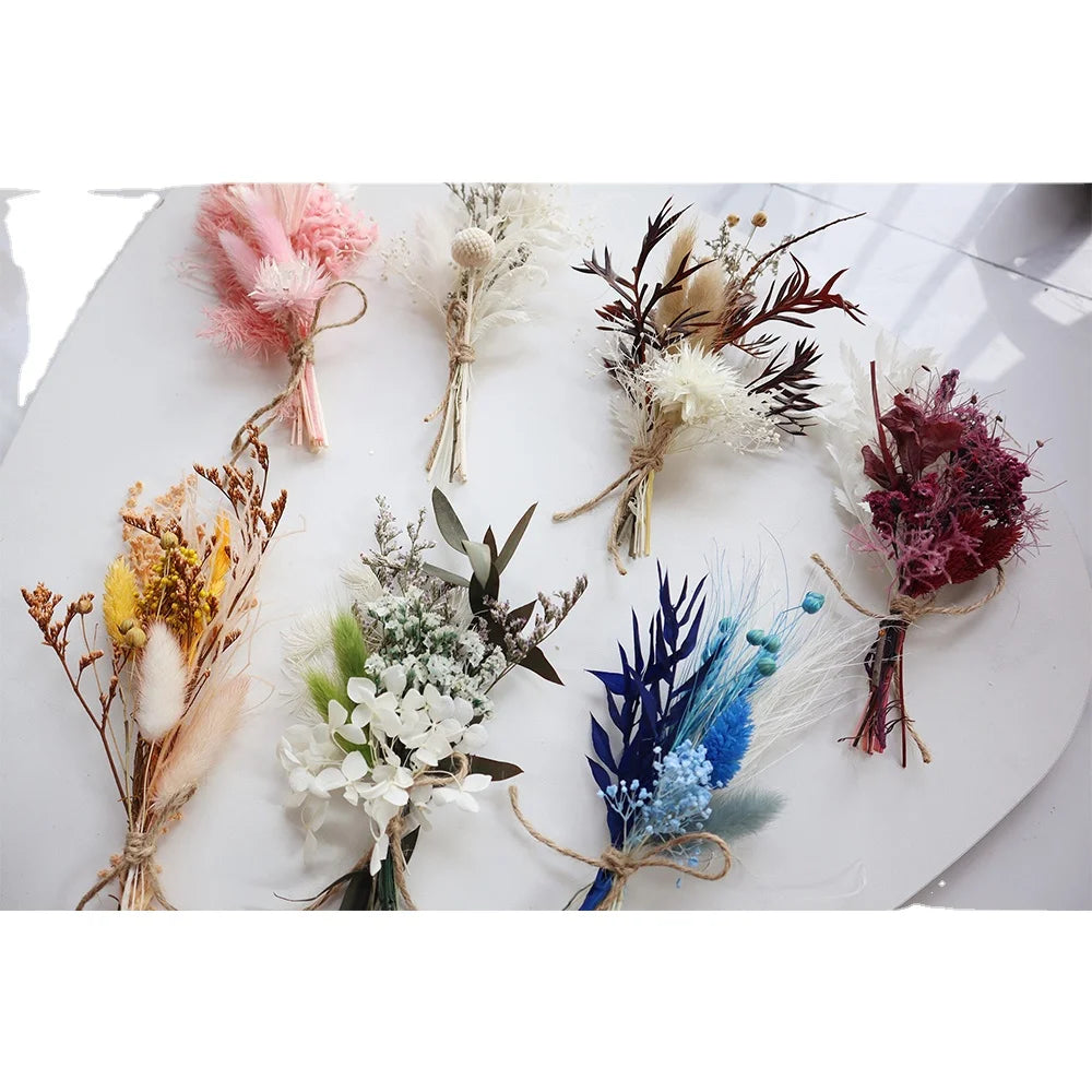 Boho Mini Dried Flower bunch Boutonniere Letterbox Gift Wedding Cake Topper Wholesale Price Mini Natural Dried Flower Bouquet