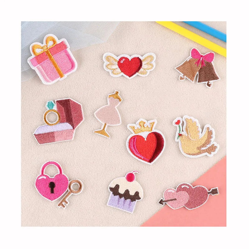 Embroidered Hot Melt Adhesive Iron on Valentine's Day Series Clothing Patch for Jeans Shoes Backpack Decoration Garment Patches