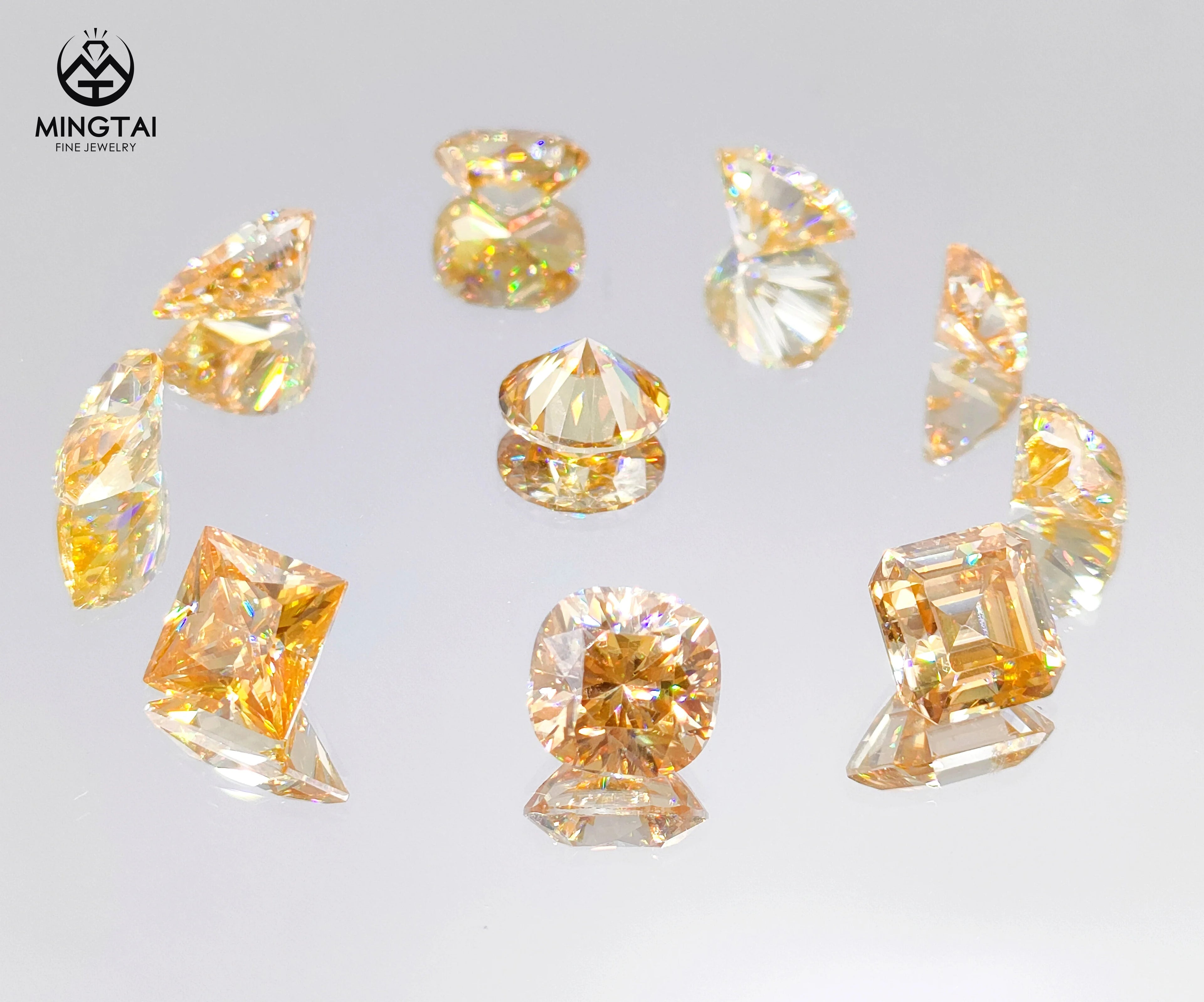 Fancy Emerald/Heart Cut Loose Gemstone Yellow Moissanite VVS1-VS2 Clarity 6.5mm High Polish IGI Certified Wholesale