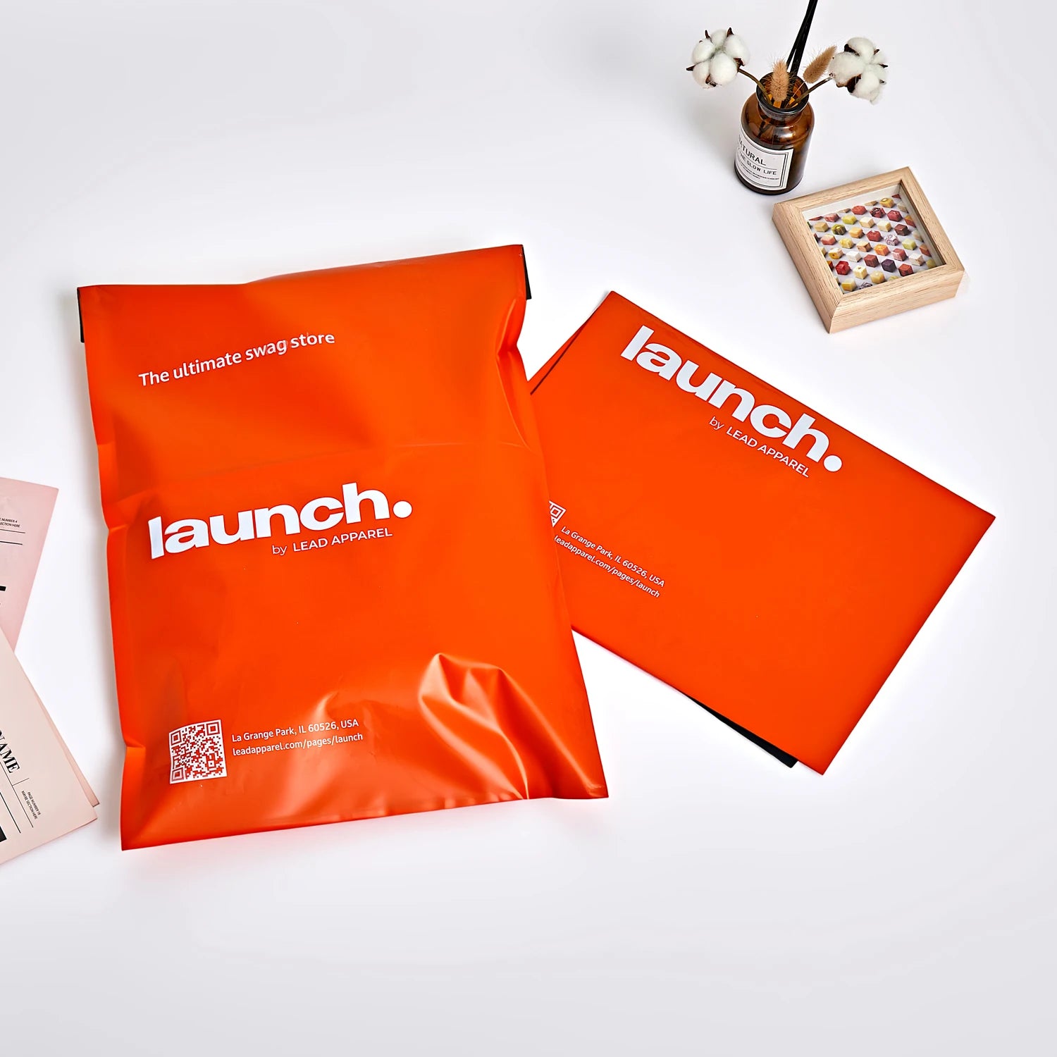 Customizable Polymailer Shipping Bags Packaging Plastic Material Personalized Mailer Clothing Packaging