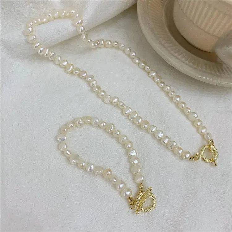 SC Fashion 14K Gold Plated OT Buckle Pearl Necklace Bracelet Retro Palace Style Natural Baroque Pearl Choker Necklace for Women