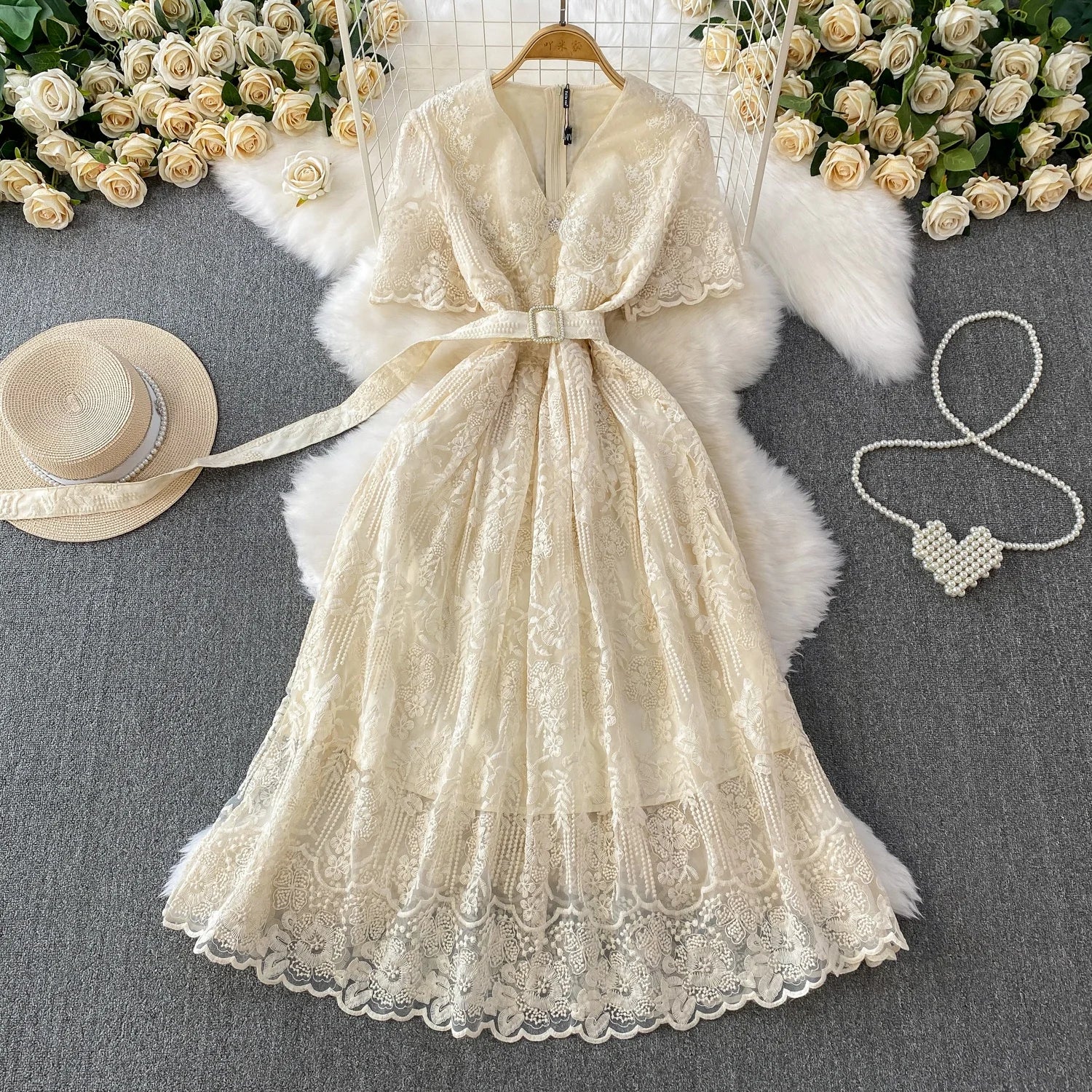 High-end Lace V-neck Short-sleeved Women Summer Tie Waisted Elegant Long Dresses