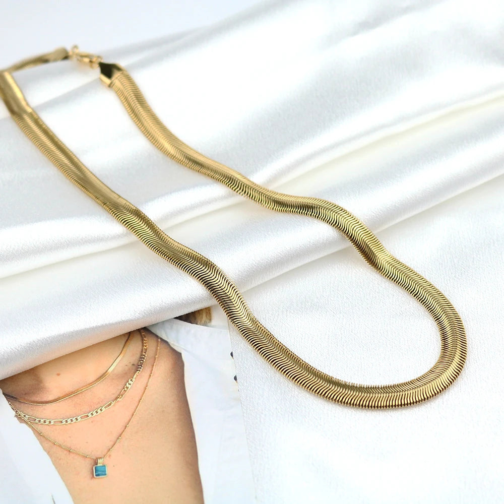 Fashion 8MM Herringbone Chain Tarnish Resistant Stainless Steel Necklace 18k Gold Plated Chunky Flat Snake Chain Necklace