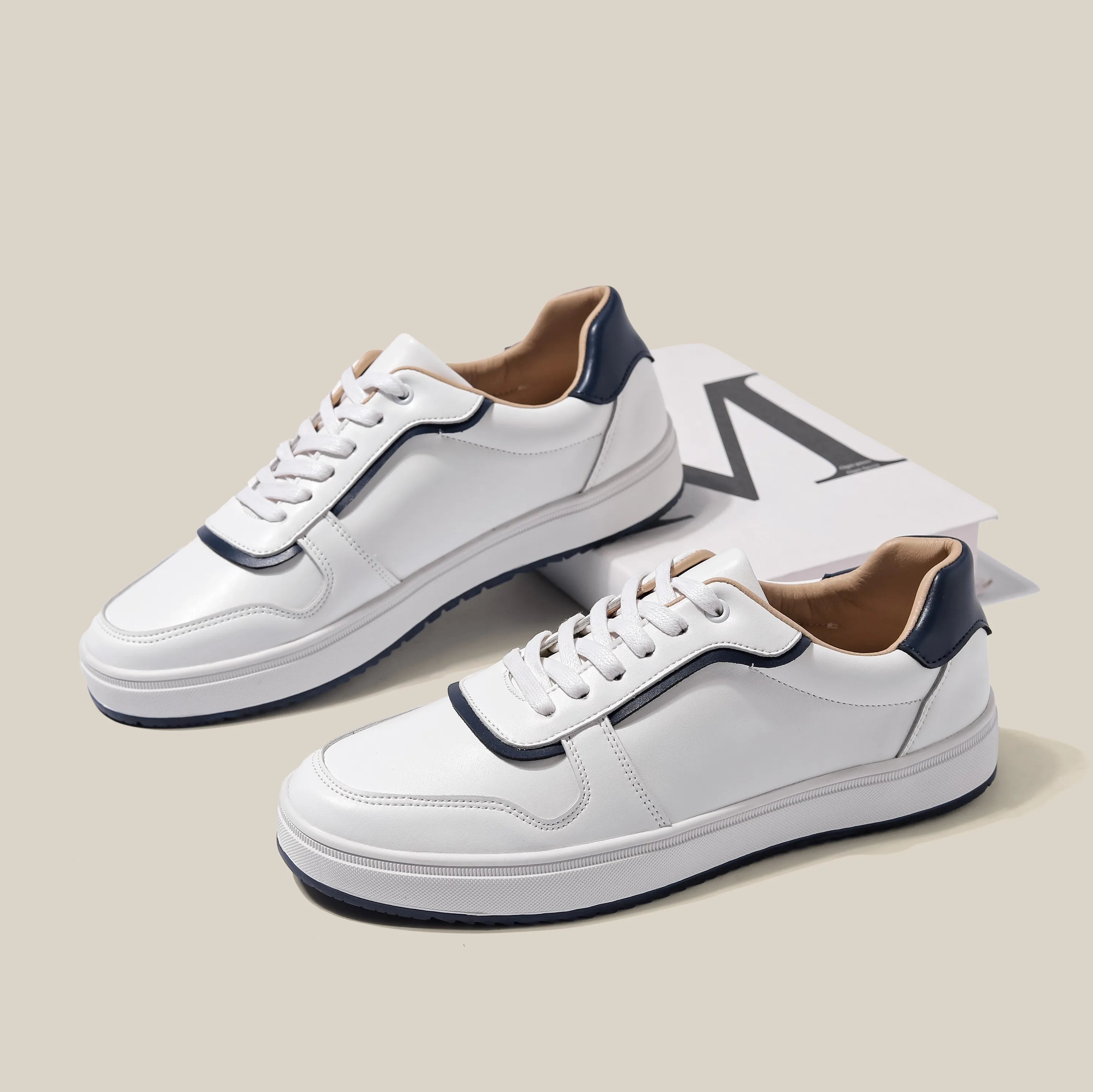 Men's Casual Shoes Lightweight Breathable Leather Footwear for Daily Walking Retro Style Non-Slip for Spring Autumn Winter