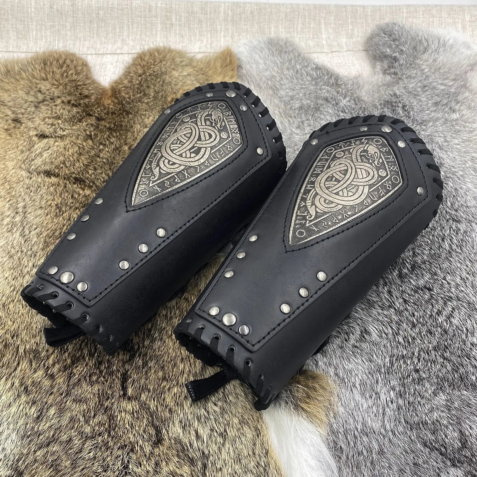 Nordic Viking Snake Embossed PU Leather Wrist Guard WJF21 Medieval Bracer Arm Guard for Cosplay LARP Warrior Costume