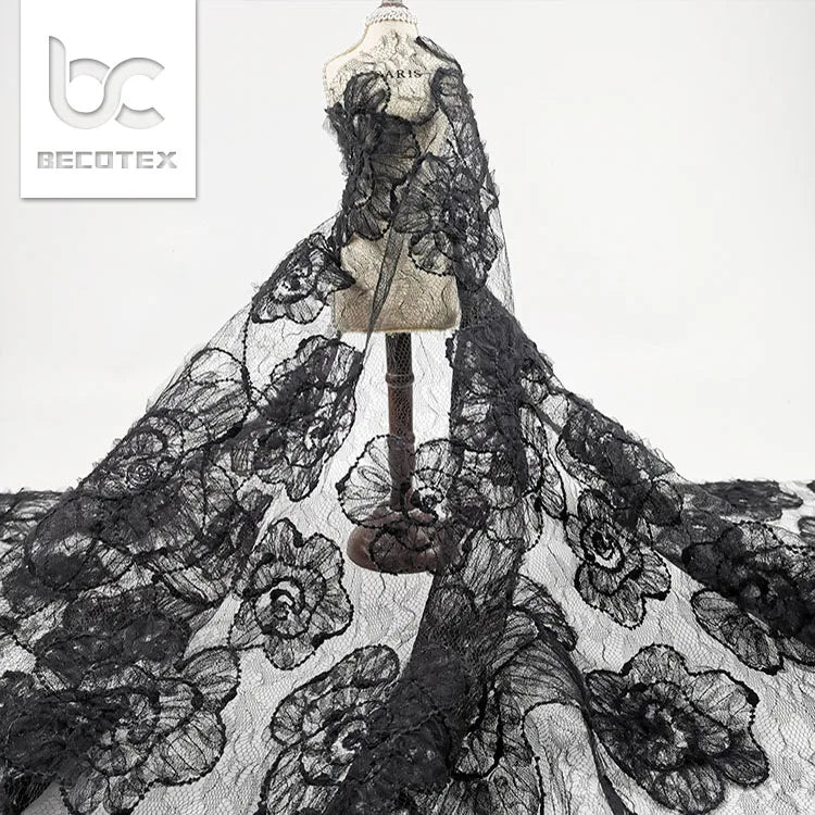 2026 Hot Sell Light Weight Bridal Embroidery Lace Fabric African Tulle Lace Fabric for Women Clothing