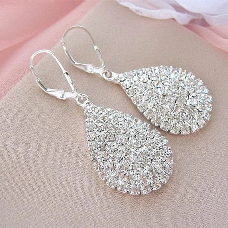Huitan 2025 New Arrivals Pave Setting Rhinestone Dazzling Crystal Lab Water Drop Bridal Earrings Dangle Earrings for Women