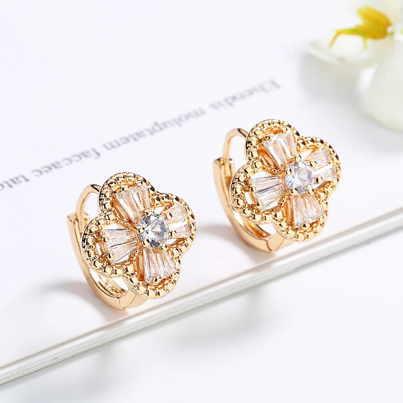 Wholesale Jewelri Factory Shop Flower Floral Blossom Dainty Hugging Duping Hoop Earrings Ear Piercing Jewelry 18K Gold Plated