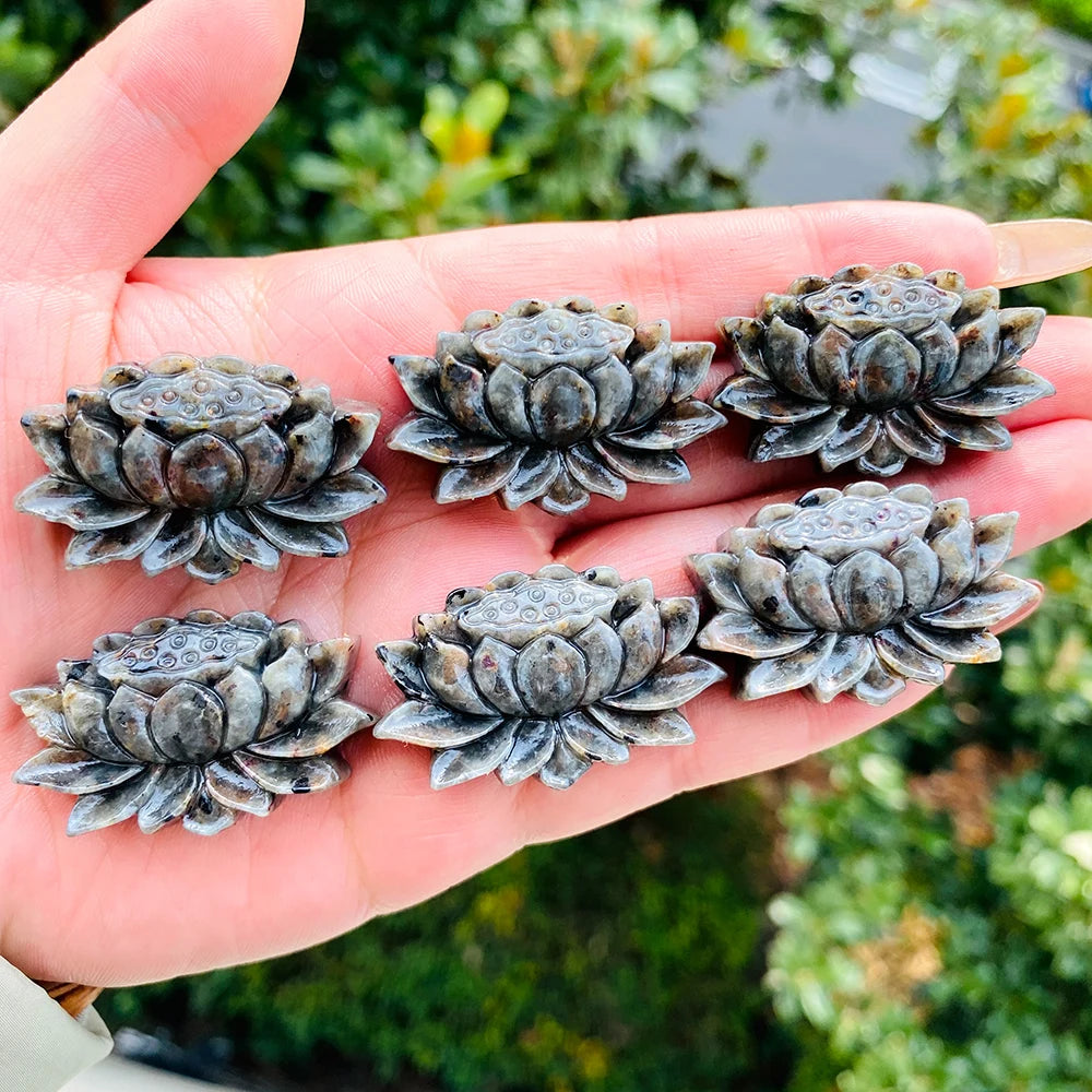 Wholesale High Quality Natural Yooperlite Stone Lotus Carved Small Shape Gemstone Sculpture for Decoration Gift
