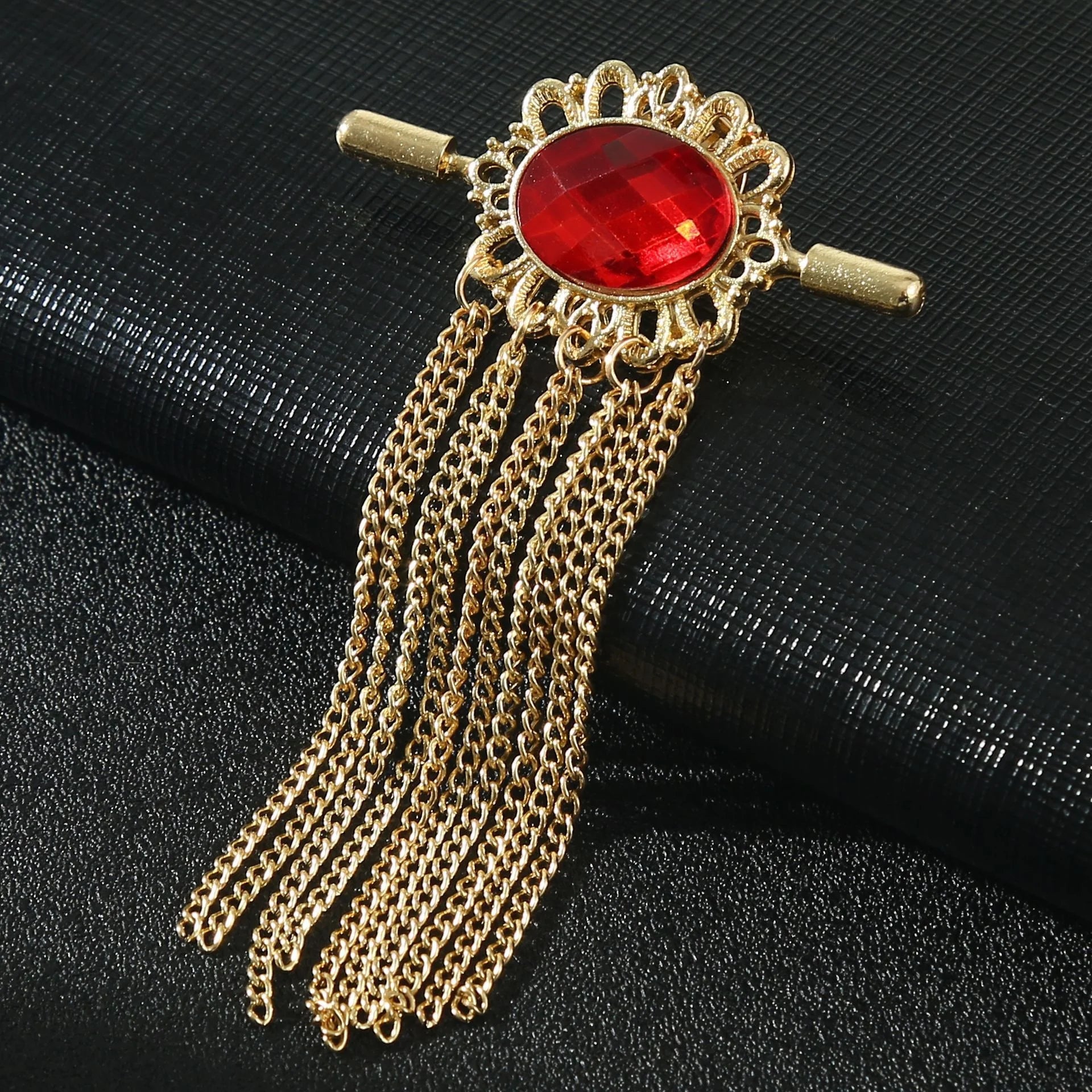 Men's Tassel Temperament Brooch Korean Chain Suit Gold Crown Pin Accessories Clothing Badge Wedding Party Gift Alloy
