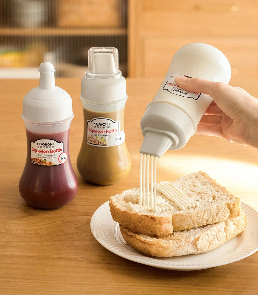 350ml Plastic Kitchen Utensils 5-Hole Squeeze Condiment Bottles Nozzles for Ketchup Hot Sauces Olive Oil Other Essentials