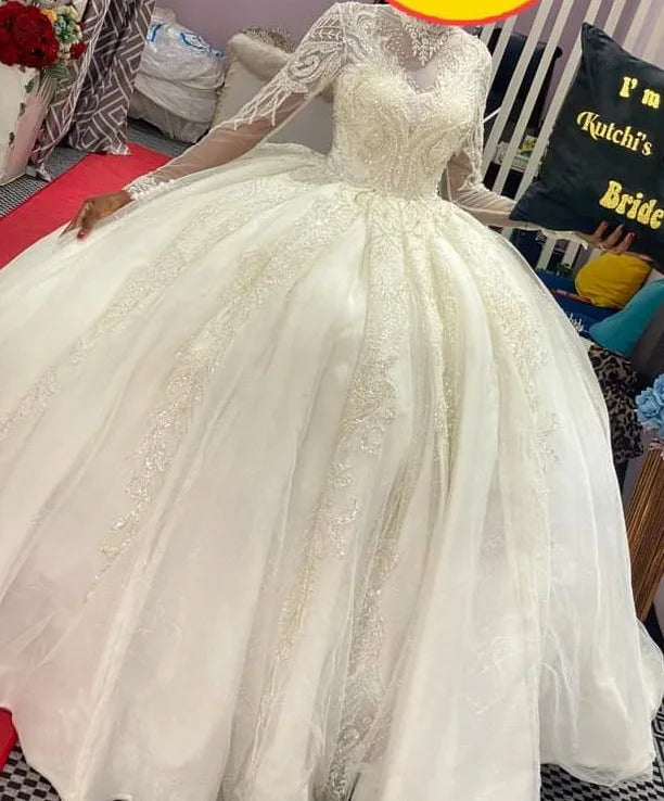 S9040F New Customizable With Long Sleeves Retro Neck Floor-Length Chapel Train Lace Women Plus Size Wedding Dresses for Bride