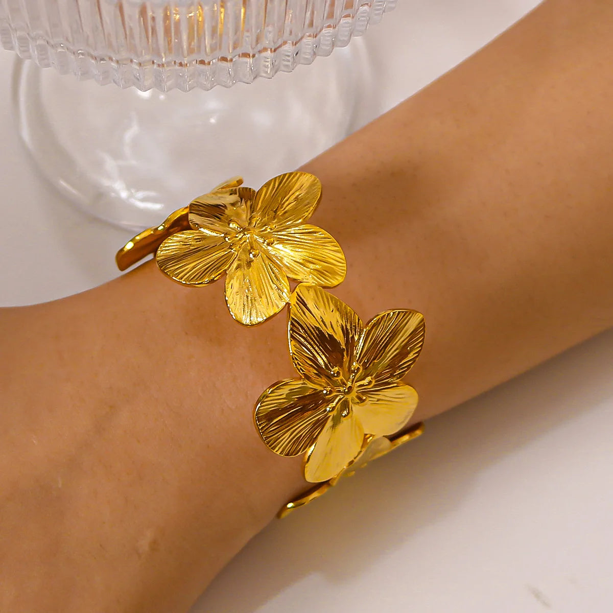 Wholesale Exquisite Women's Stainless Steel Flower Cuff Bracelet with Geometric Open Design Waterproof and Non Fading Jewelry