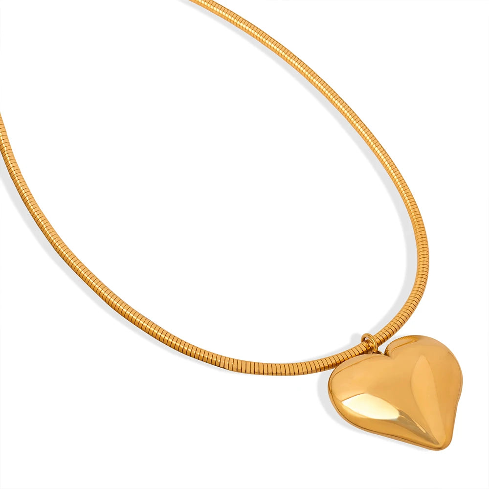 Hip Hop Heart Heart Love Necklace Female Clavicle Chain Ins Cold Wind Simple Stainless Steel Choker
