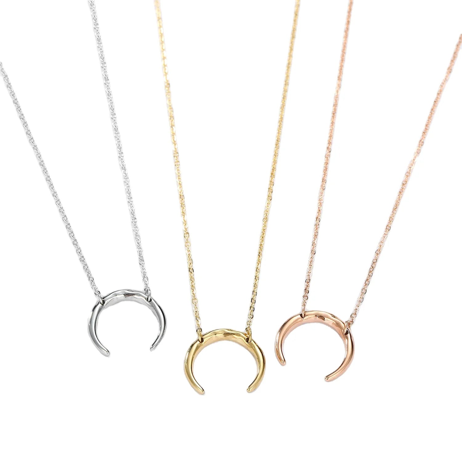 Punk Stainless Steel Necklace Women Horn Moon Pendant Choker Necklace Gold Plated Necklace Charms Minimalist Jewelry 2022