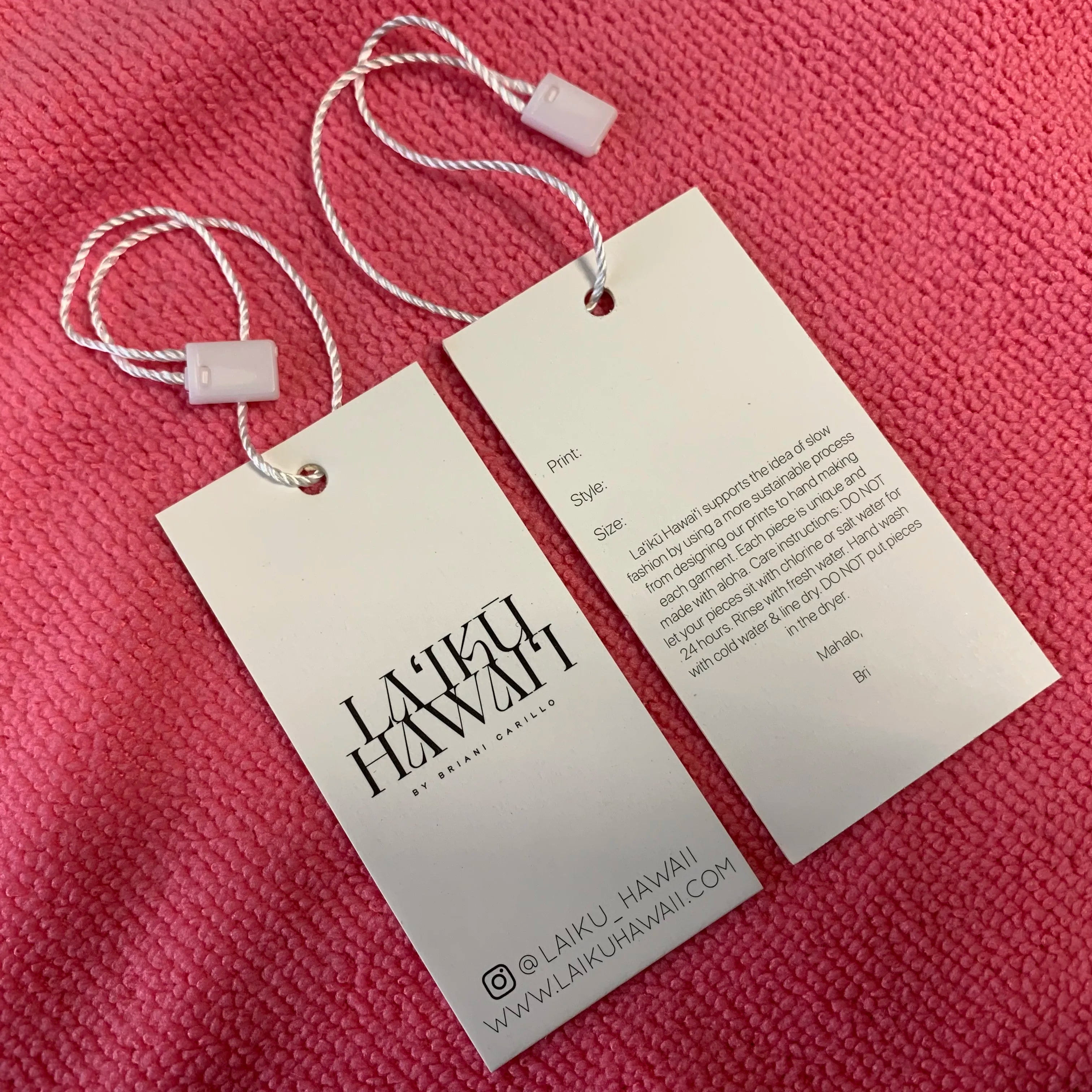 Matte White Color Paper Apparel Hangtagperfect Printing logo Paper Swing Tag for Garment