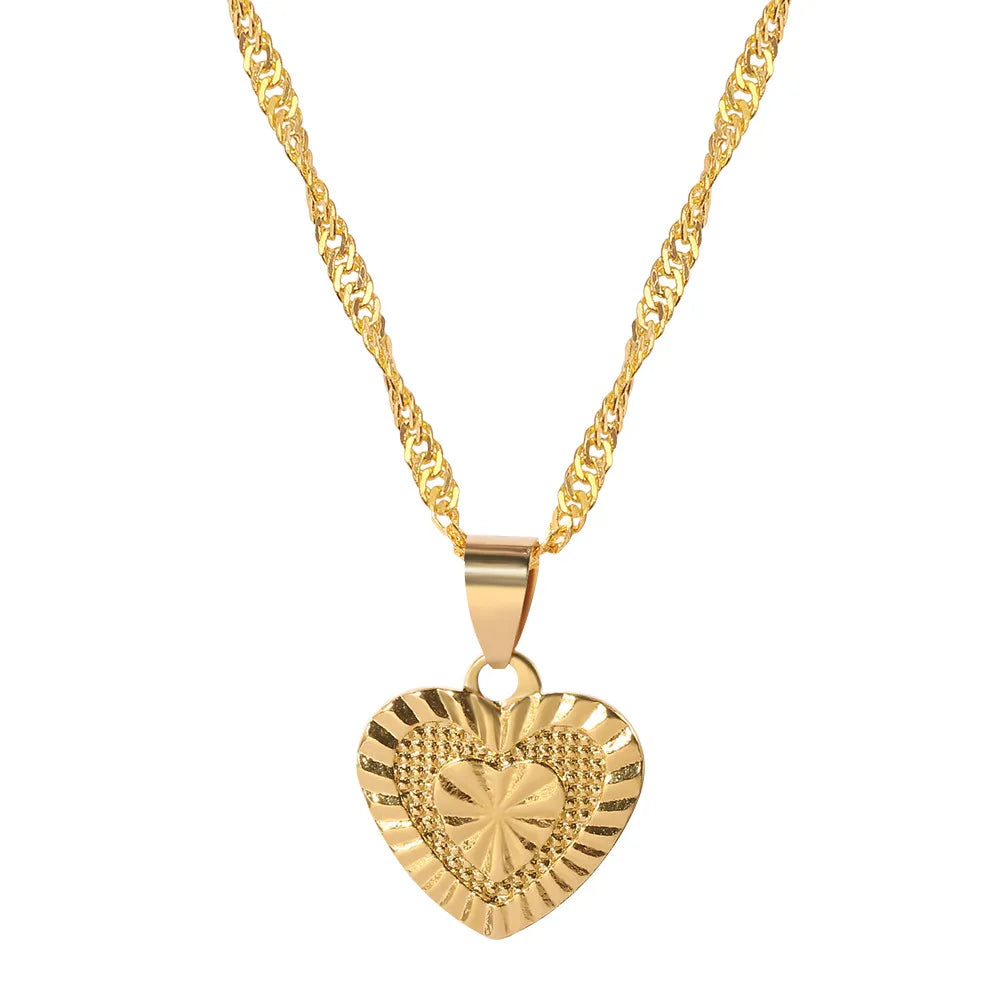 European and American Jewelry Korean Fashion Gold-Plated Peach Heart Necklace Romantic Wedding Pendant Necklace Women