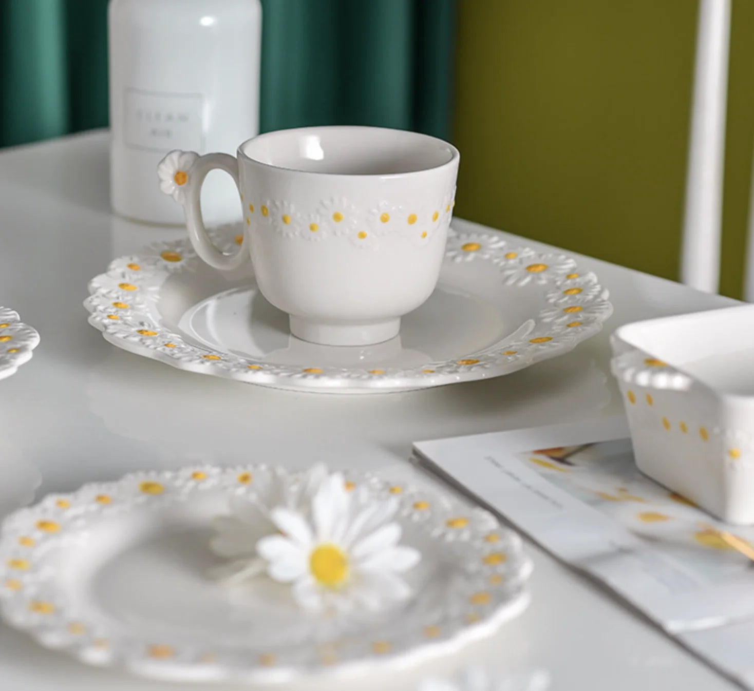 11 16 PCS Small Daisy Flower Green Fresh Party Hotel Romantic Gift Ceramic Clay Plate Dish Bowl Pot Tableware Dinnerware Set