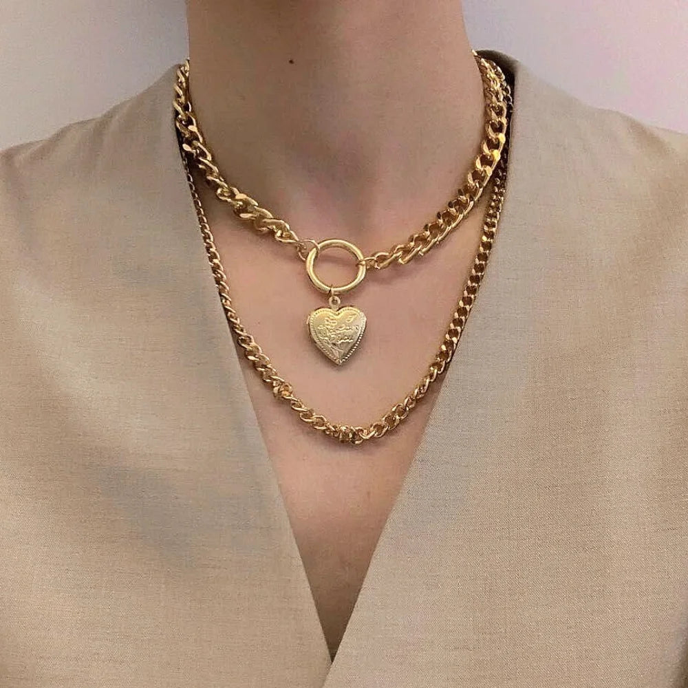 Women Girls Europe Chunky Gold Chain Heart Shell Earth Lock Charms Pendant Necklace Hip Hop Style China Manufacturer Supplier