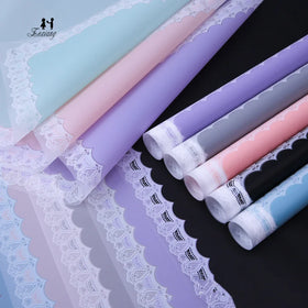 Best Selling 60*60cm Lace Edge Bouquet Waterproof Frame Gift Flower Wrapping Paper
