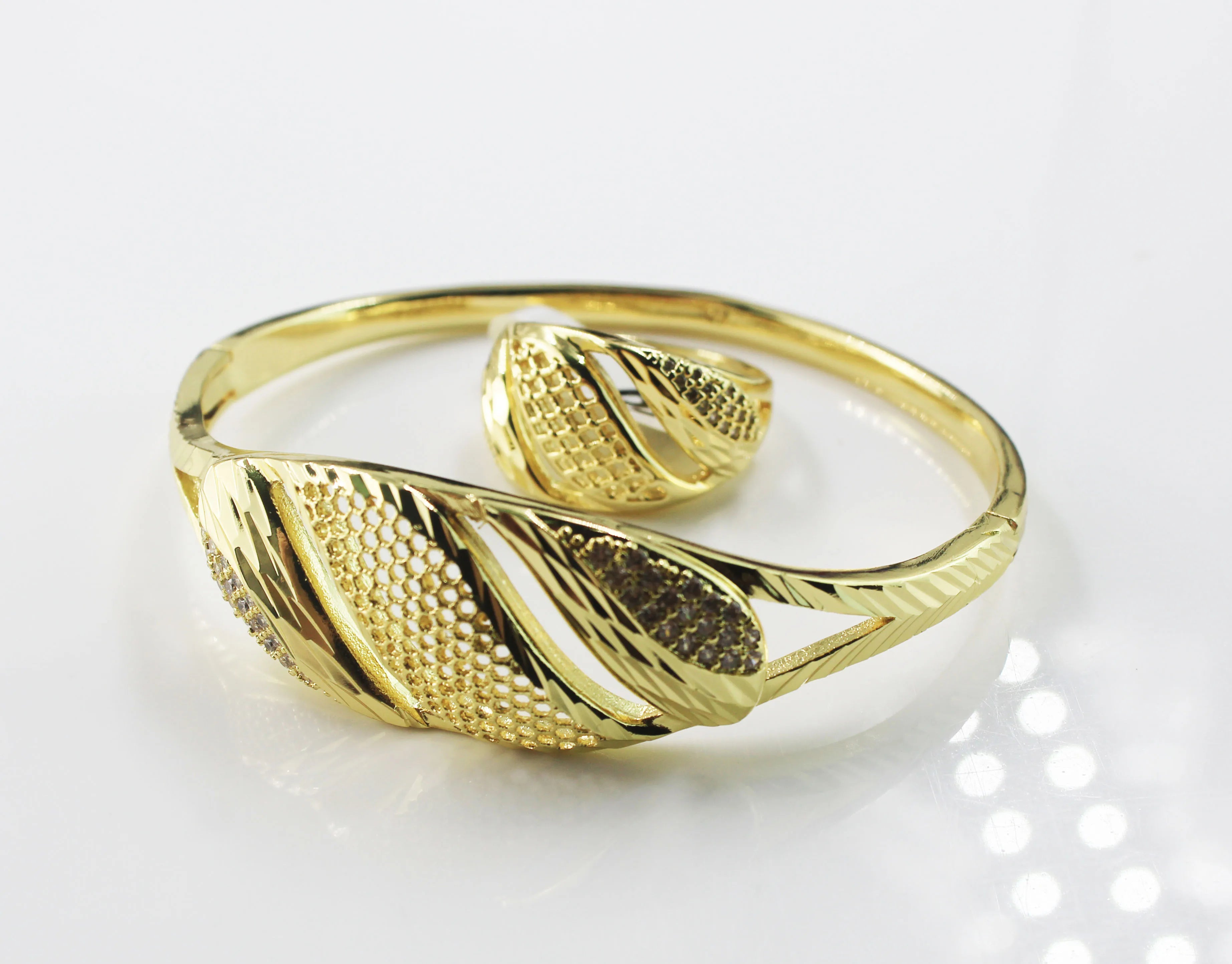 BMZ 2025 New Fashion Best Quality Ring Bangle Set 14K Gold Ethnic Wedding Bangle Set