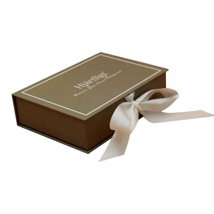 Wholesale Gift Box Paperboard Rigid Matte Paper Carton Gift Box Packaging with logo for Scarves