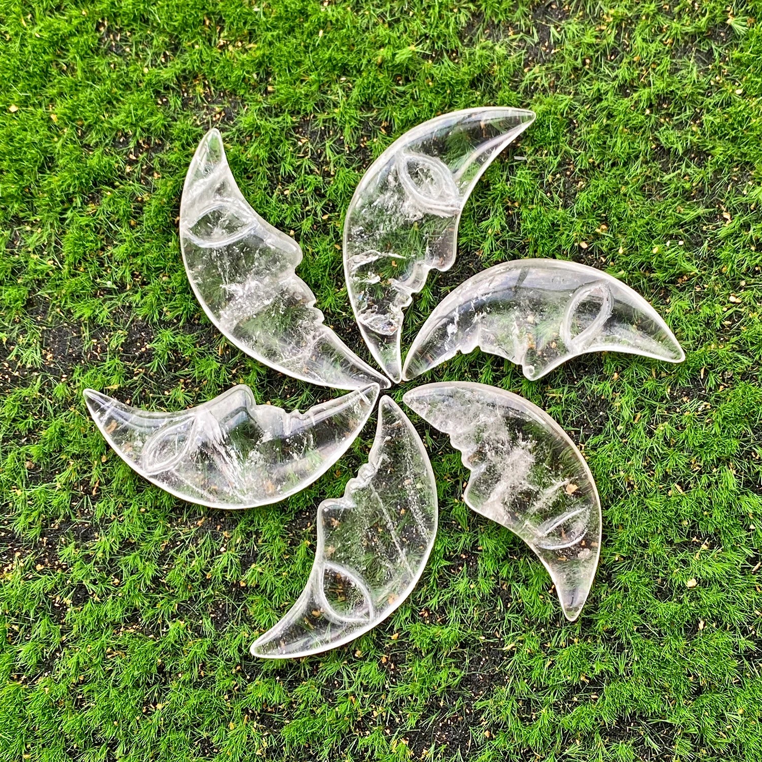 Natural Polished White Crystals Moon Face Hand Carved Reiki Healing Gemstone for Home Decoration