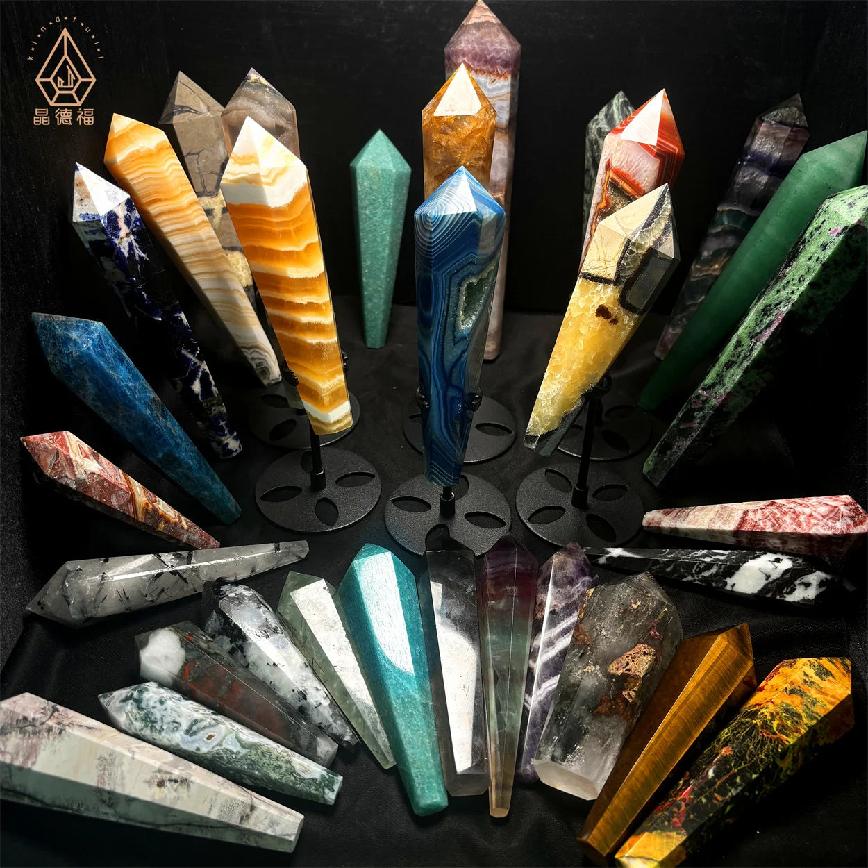 Kindfull Healing Crystal Natural Stone Fengshui Quartz Wands Amethyst Points Decor for Meditation