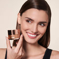 Hot 4 in 1 Moisturizing Oil-controlling BB Cream Covers Imperfections Concealer and Brighten Skin Tone Liquid Foundation Cream