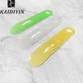 Modern Style 19cm Short Shoe Puller Translucent Fluid Pattern Unique Design Compact Plastic Shoe Lifting Device Display Racks