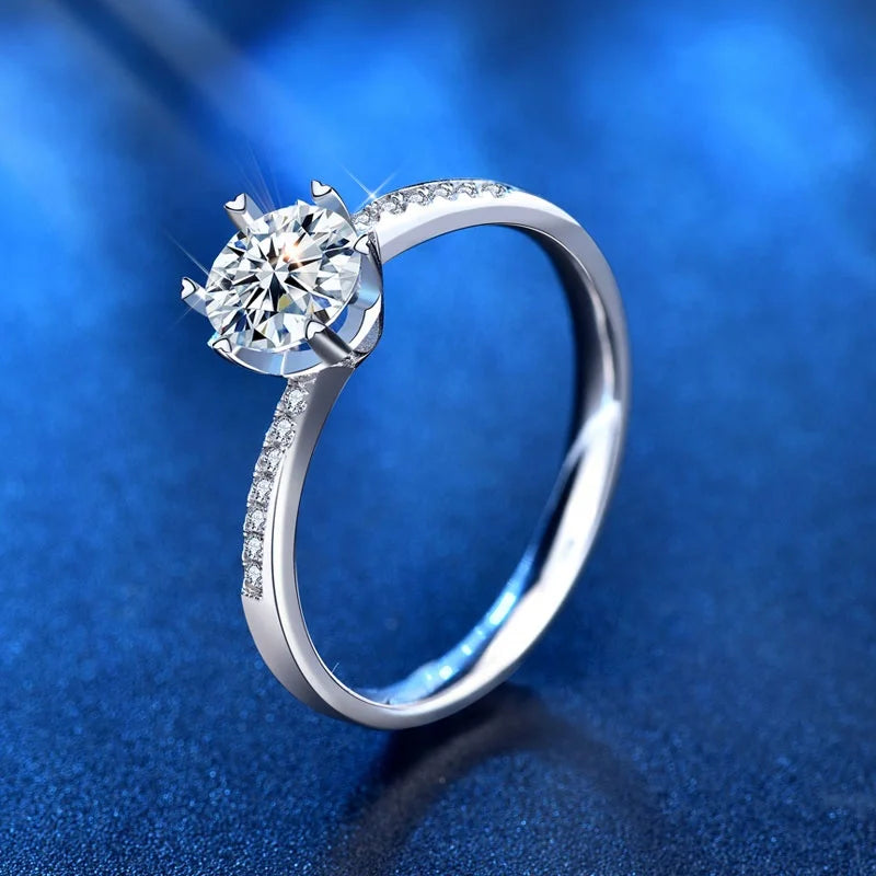 XJZ022 Solid Silver Lab Grown Diamond VVS1 1 Carat Moissanite 6 Prongs Solitaire with Accents Engagement Ring