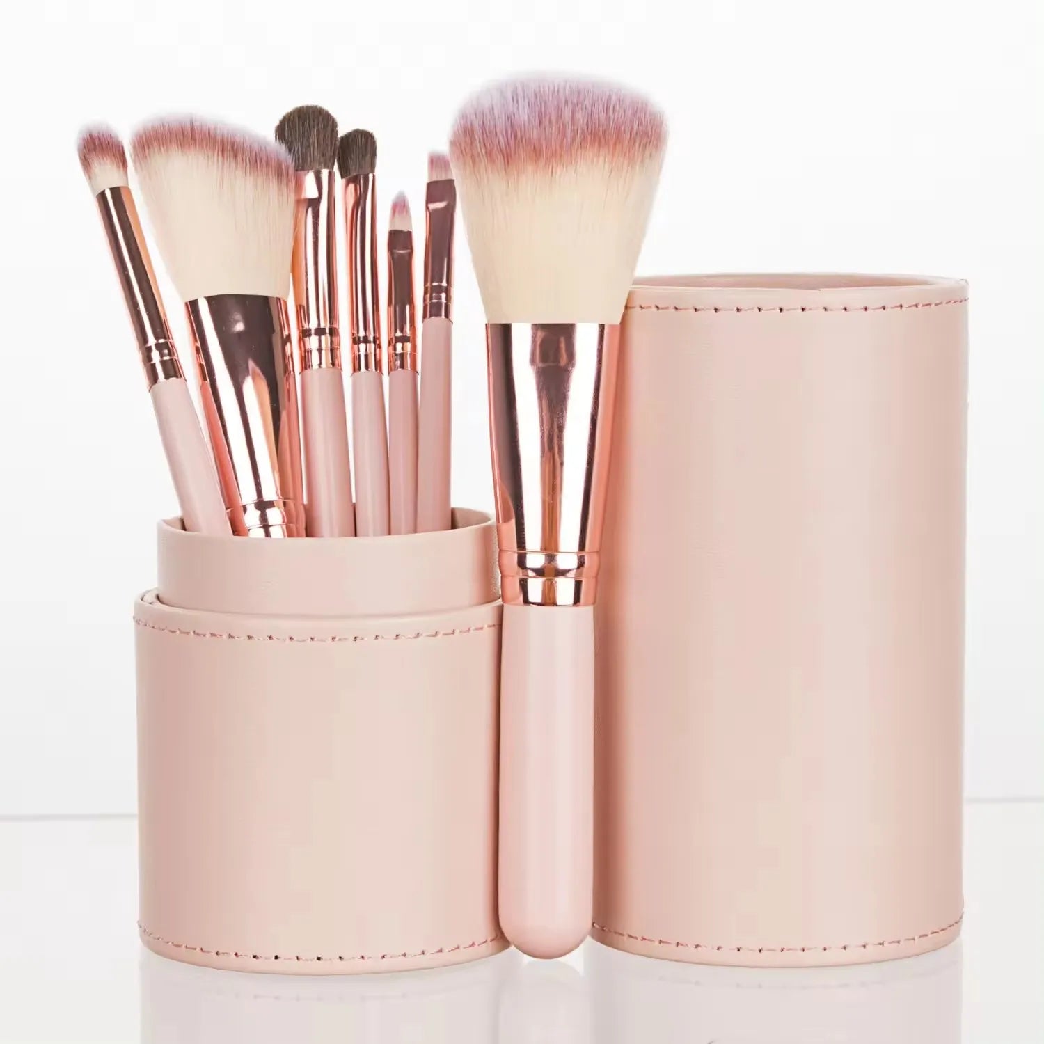 Custom Logo 7Pcs Wood Handle Makeup Brush Set With PU Holder Foundation Powder Eye Shadow Cosmetic Make up Brushes Kit