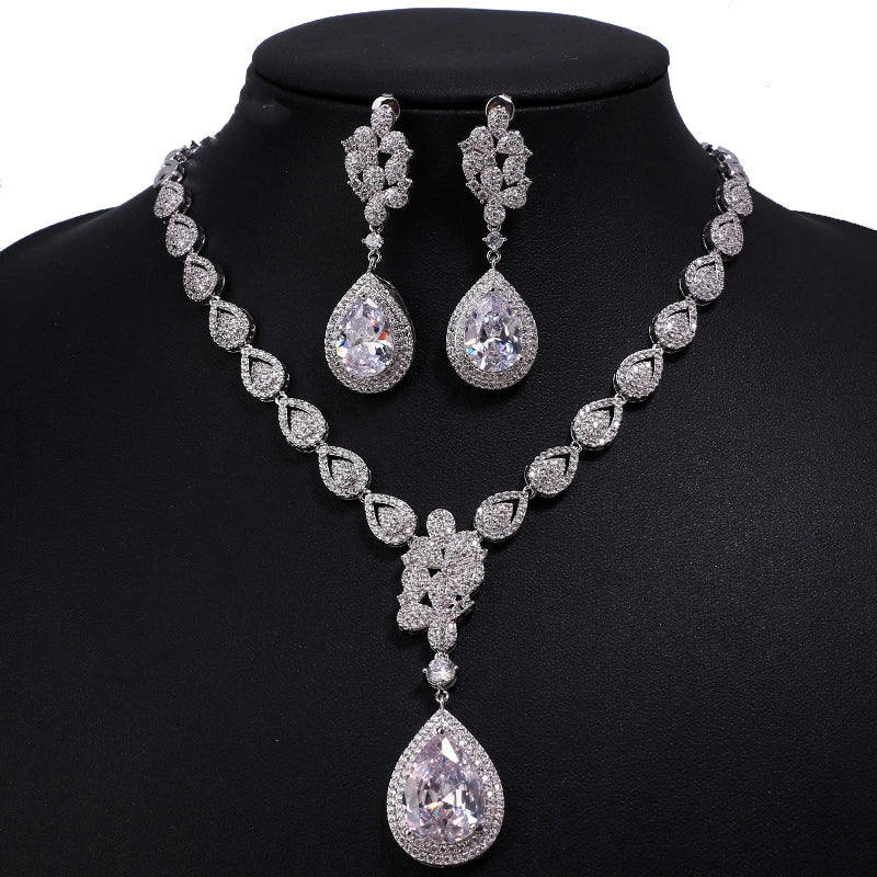 2022 New Tiktok Bridal Jewelry Crystal Wedding Jewelry Set Luxury Large Drop Zircon Necklace Earrings Set for Women Girls