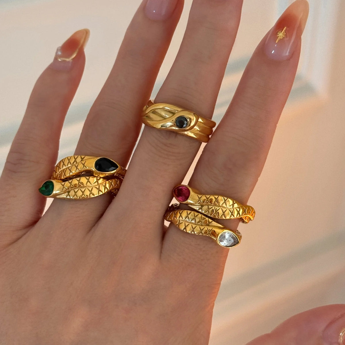 Dazan SUMMER New HOT Ins 18k PVD Gold Plated Stainless Steel Chunky Streetwear Black 3A Zircon Snake Ring India Abstract Jewelry MegaBDM