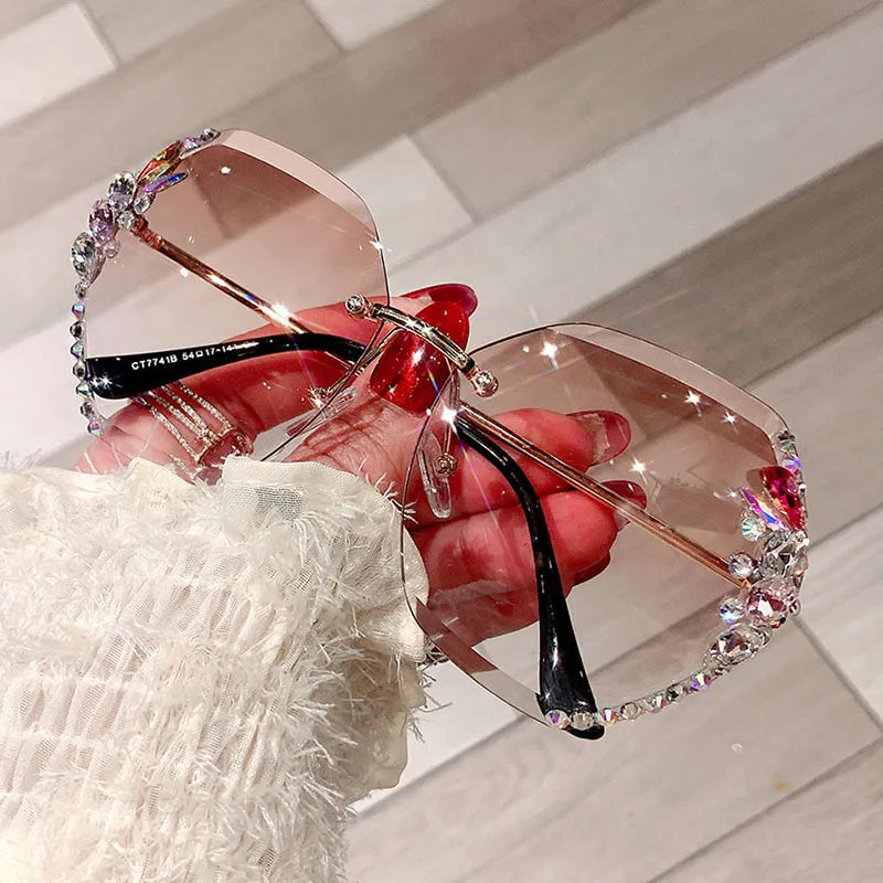 2022 Fashion Vintage Rimless Rhinestone Square Sunglasses Unisex Retro Design UV400 Protection 6 Colors High Quality