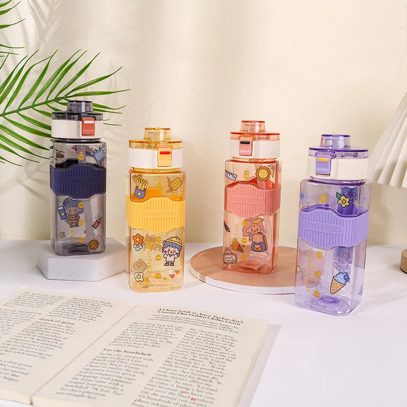 2023 New Trend Portable Outdoor Sports Water Bottle 550ml/700ml/900ml Plastic Drinking Water Bottle Straw Applicable for Travel