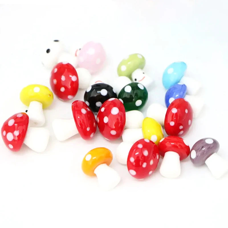 New Style Lower Price 19mm Colorful Miniature Mini  Glass Mushroom Figures  Ornament