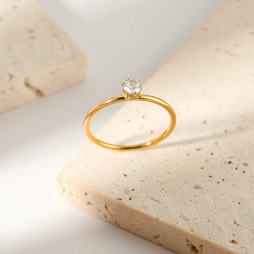 Latest Design Stainless Steel 18K Gold Plated Simple Cubic Zircon Diamond Ring for Women