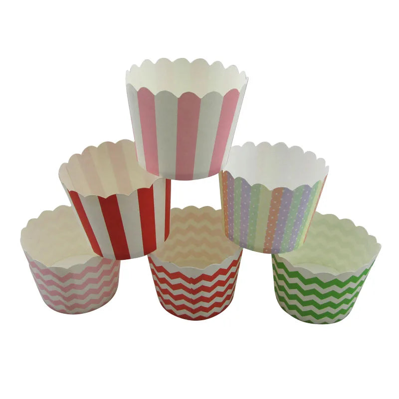 Wholesale Disposable Grease Proof 6*5.5cm Baking Tools Paper Holder Cake Cardboard Mold Muffin Cupcake Customized Color Logo