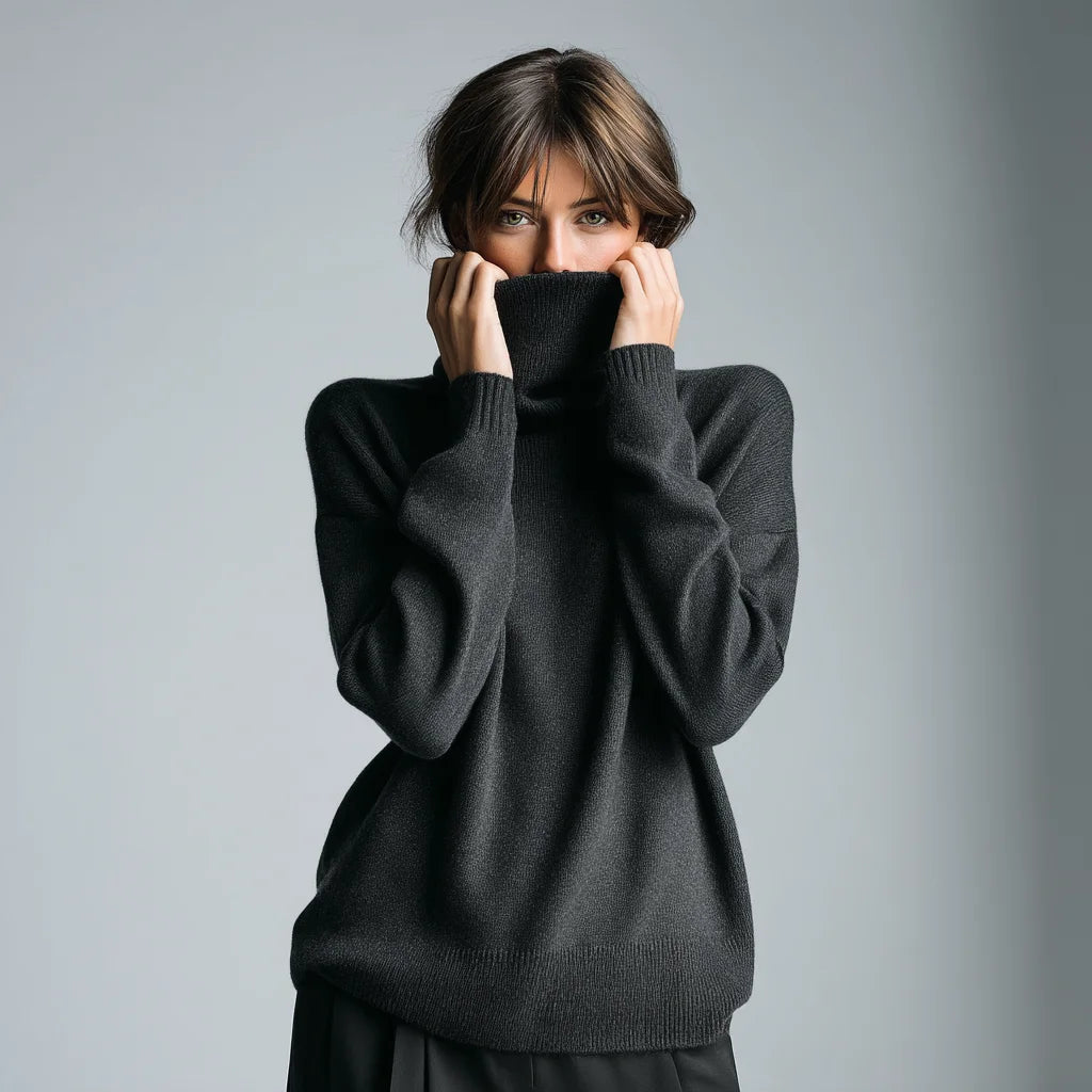 Women's Oversized Cashmere Turtleneck Sweater Long Sleeve Casual Winter Knitwear with Front Logo Loose Fit