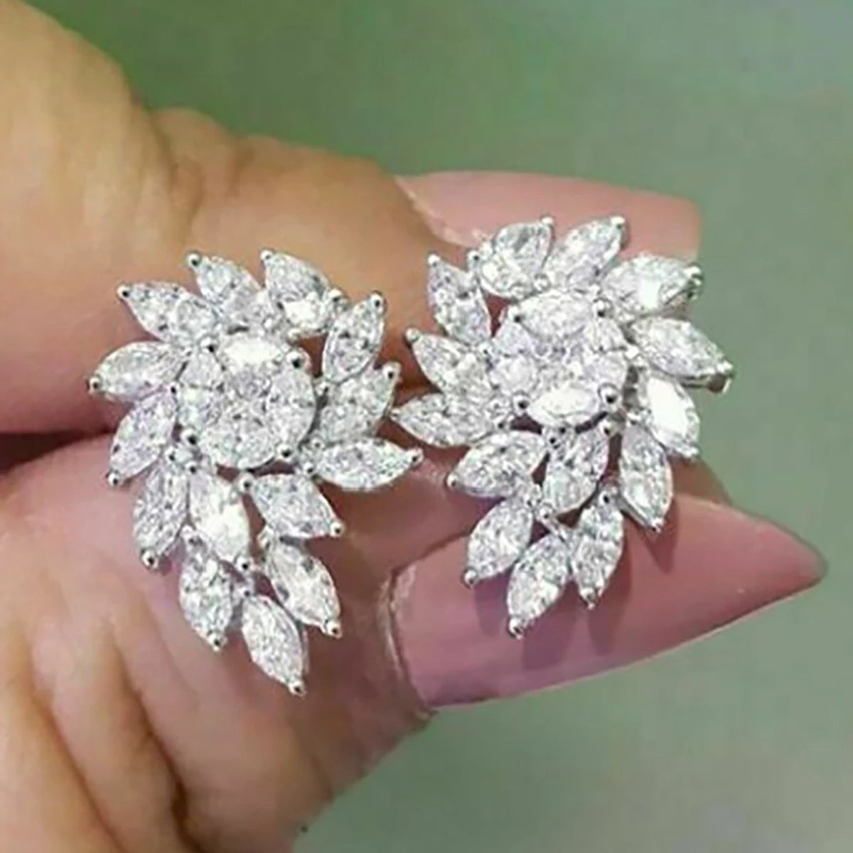 CAOSHI OEM Contracted Style Leaf and Flower Design 3A Zircon Earrings for Wedding Trendy Party Silver Plated Stud Earrings Women