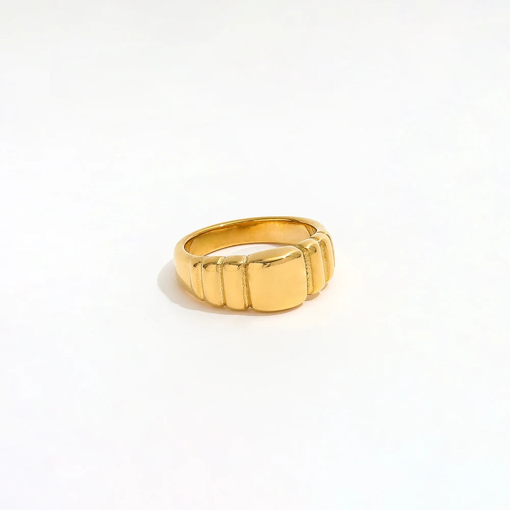 Fenny 18K Gold Plated Wholesale Fashionable Temperament Bread Grain Stainless Steel Finger Ring Trendy for Women