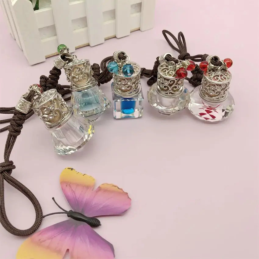 New Stock Arrival Luxury Transparent Car Perfume Bottle Hanging Car Perfume Bottle Perfume Bottle Car With New Currents